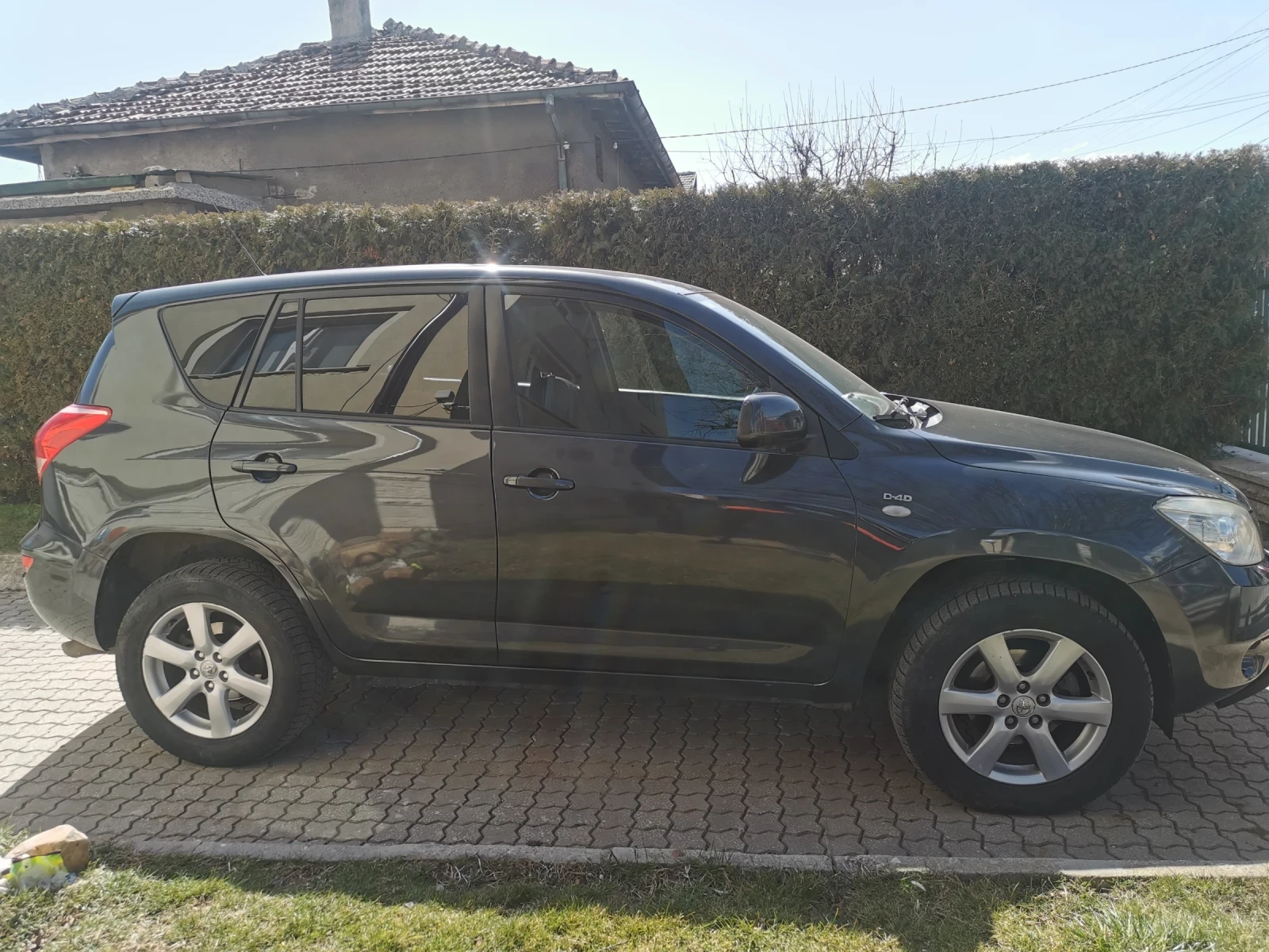 Toyota Rav4 2.2 D4D - изображение 4