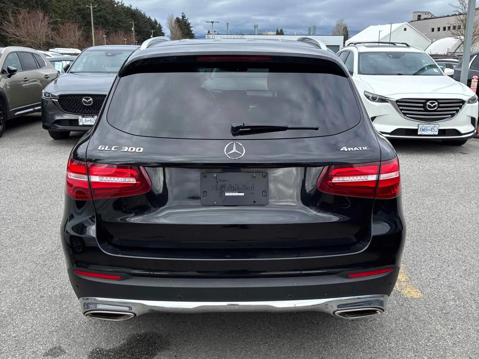 Mercedes-Benz GLC * 4 MATIC * CARFAX * KEYLESS * 360 * ПОДГРЕВИ - изображение 4