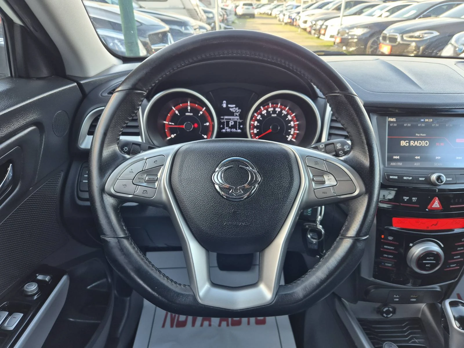 SsangYong Tivoli 1.6D-116кс-AUTOMATIC-180000км-СУПЕР СЪСТОЯНИЕ, снимка 9 - Автомобили и джипове - 53786261