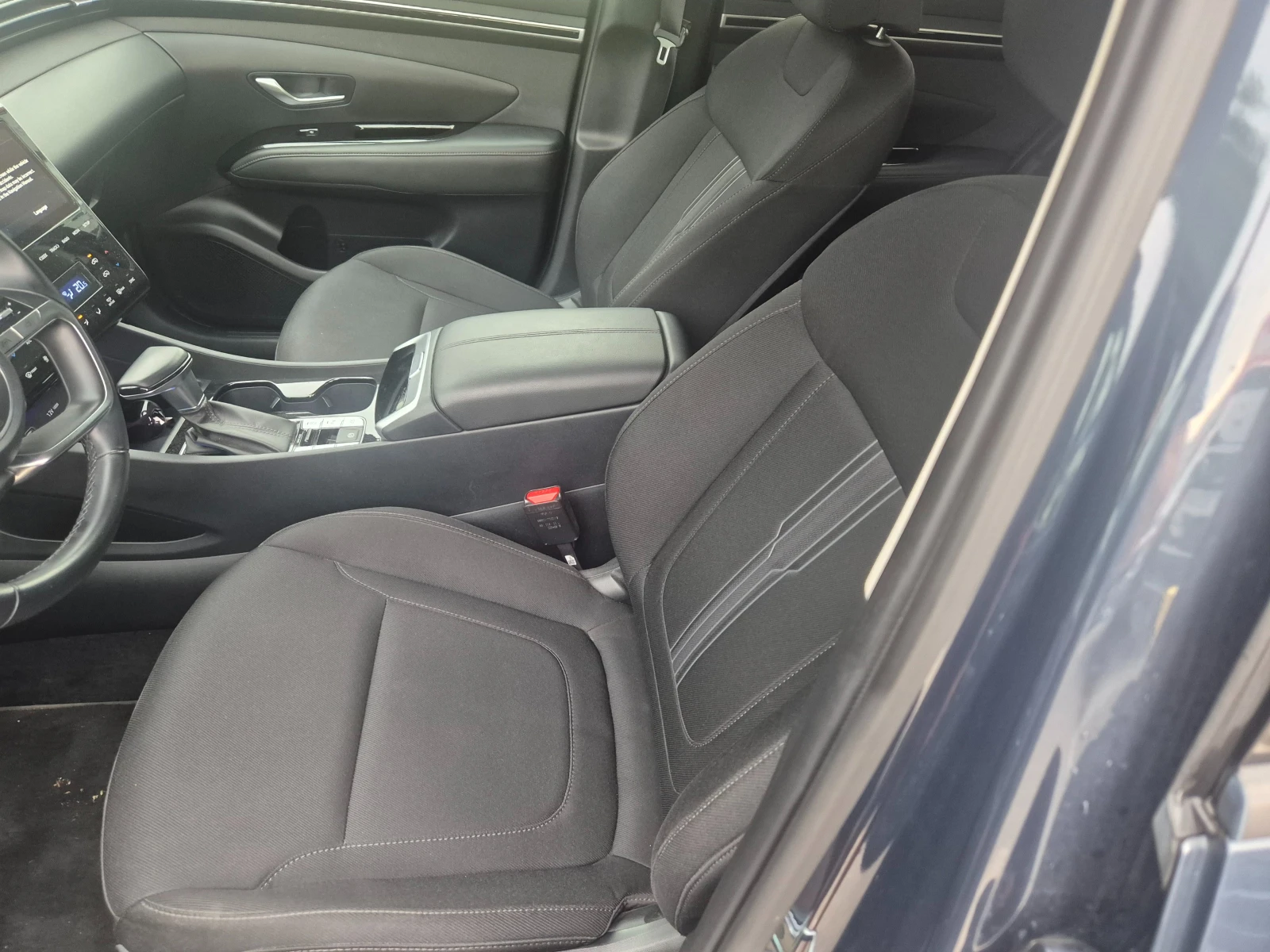 Hyundai Tucson Automatic Navi , снимка 9 - Автомобили и джипове - 54946822