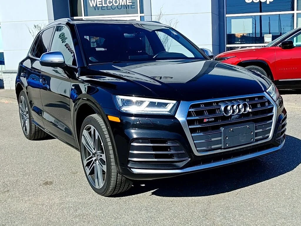 Audi SQ5 ДИГИТАЛНО* ТАБЛО* ПОДГРЕВ* КАМЕРА* КЕЙЛЕС* 