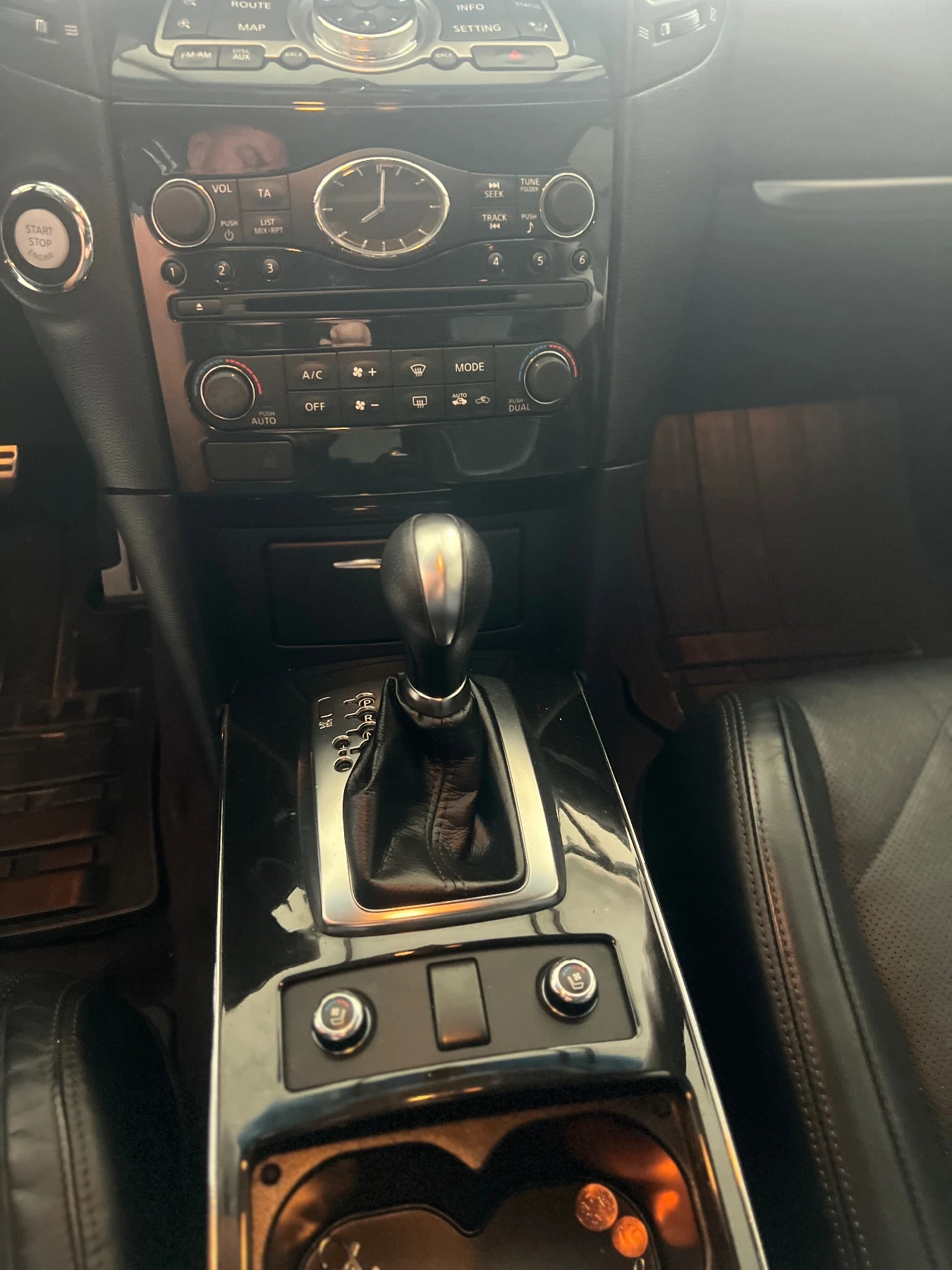 Infiniti QX70 GT, снимка 9 - Автомобили и джипове - 55710445
