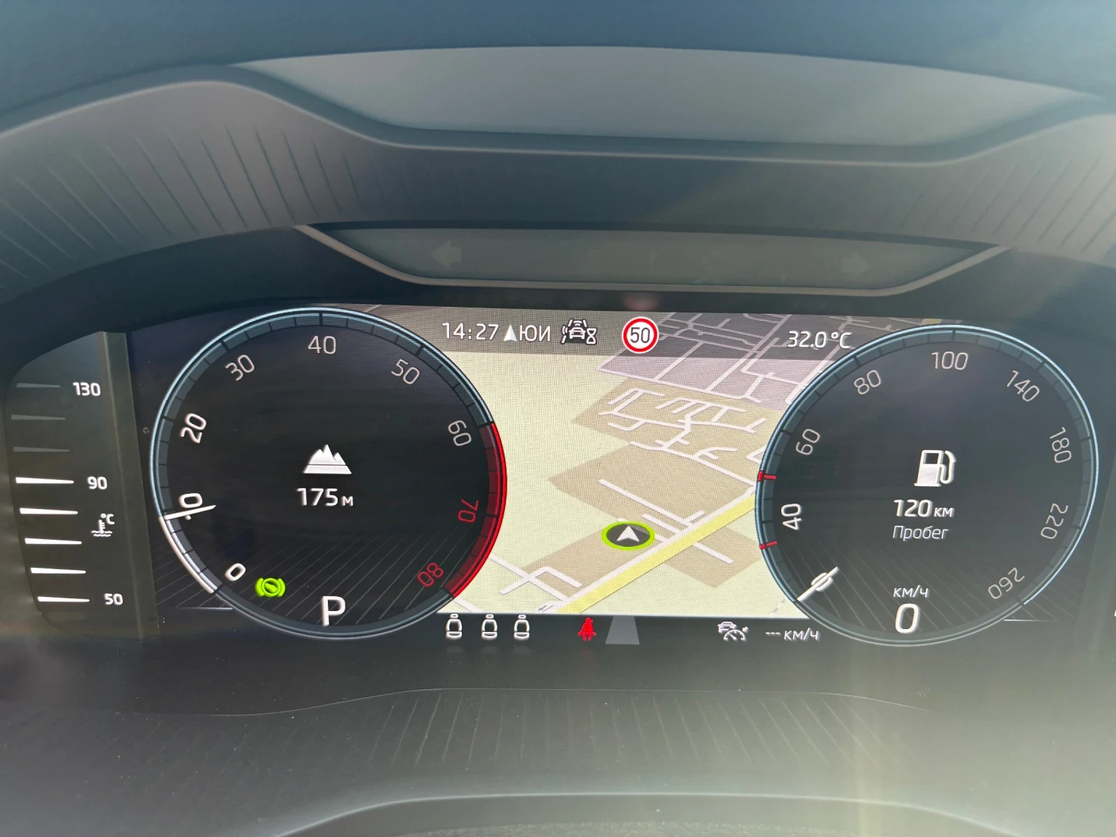 Skoda Karoq 1.5tsi DSG, снимка 13 - Автомобили и джипове - 55740045