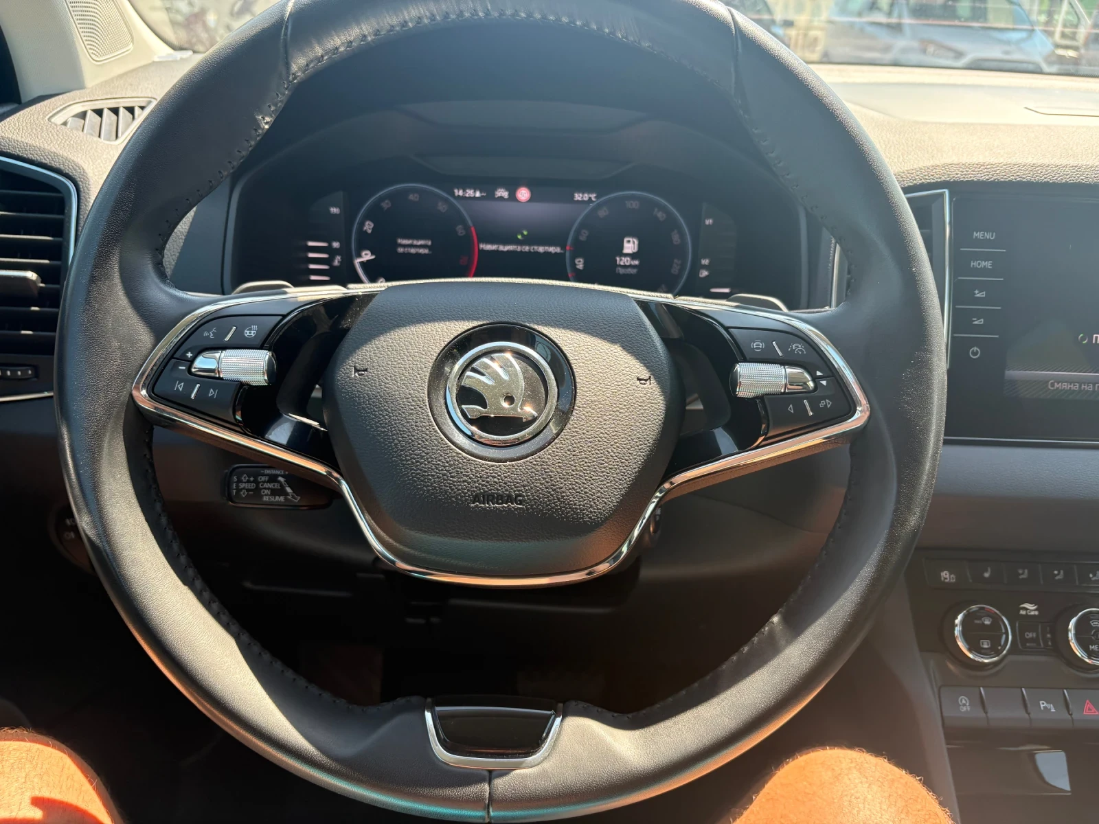 Skoda Karoq 1.5tsi DSG, снимка 12 - Автомобили и джипове - 55740045