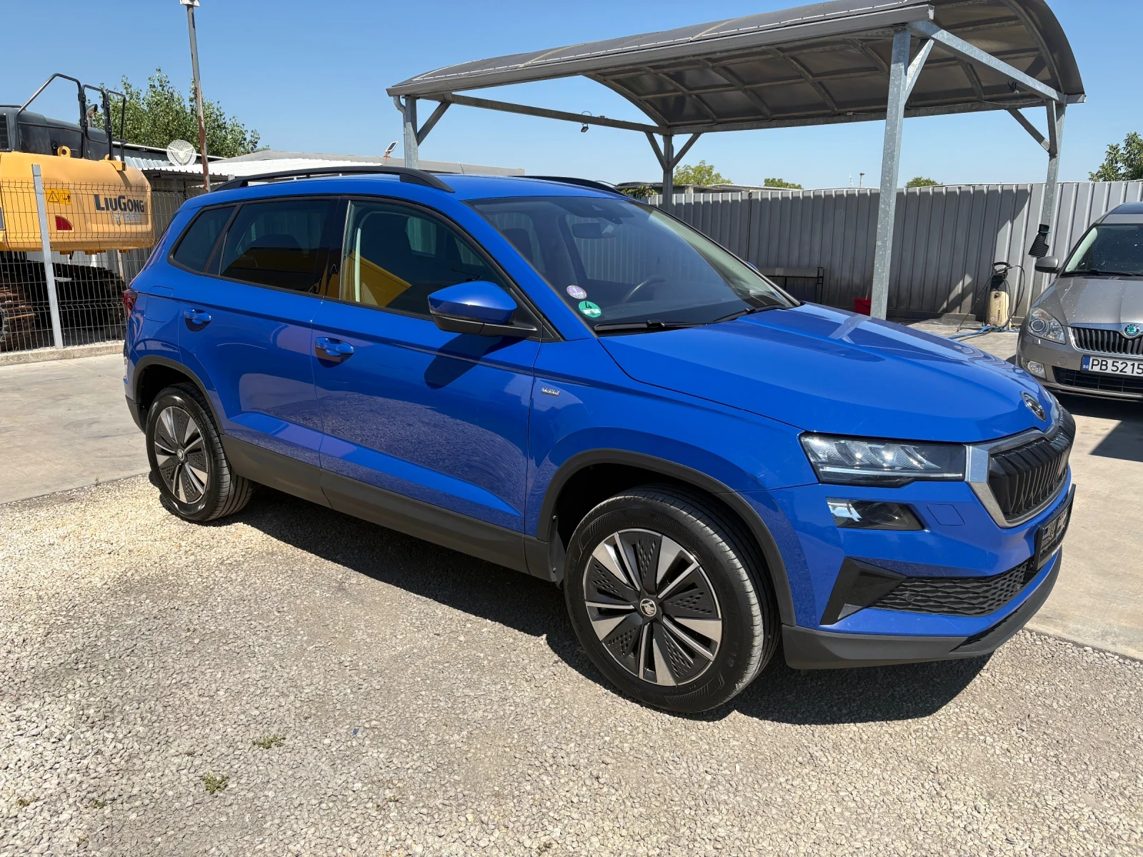 Skoda Karoq 1.5tsi DSG, снимка 3 - Автомобили и джипове - 55740045