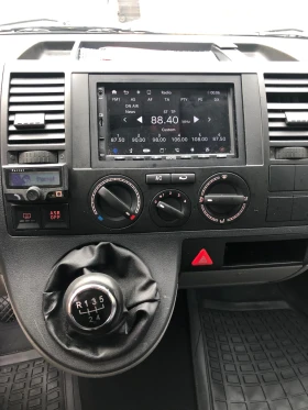VW Transporter 1.9 TDI 86к.с. Климатик., снимка 13