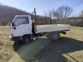 Nissan Capstar Бордови  | Auto.bg — изображение 10