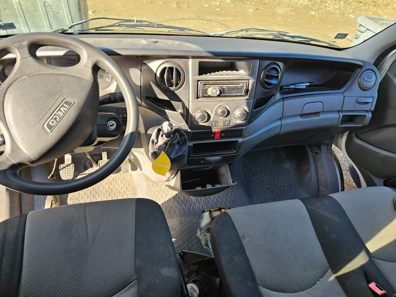 Iveco Daily 35C14G Метан, снимка 7 - Бусове и автобуси - 48898511