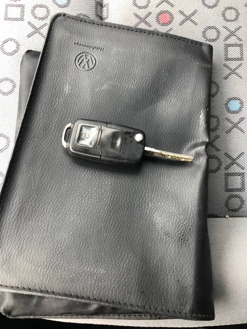 VW Transporter 1.9 TDI 86к.с. Климатик., снимка 16 - Бусове и автобуси - 53026051