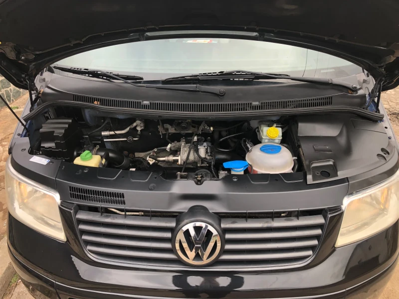 VW Transporter 1.9 TDI 86к.с. Климатик., снимка 8 - Бусове и автобуси - 53026051