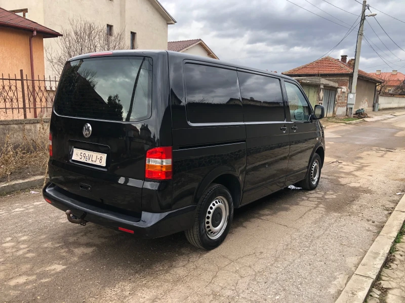 VW Transporter 1.9 TDI 86к.с. Климатик., снимка 5 - Бусове и автобуси - 53026051