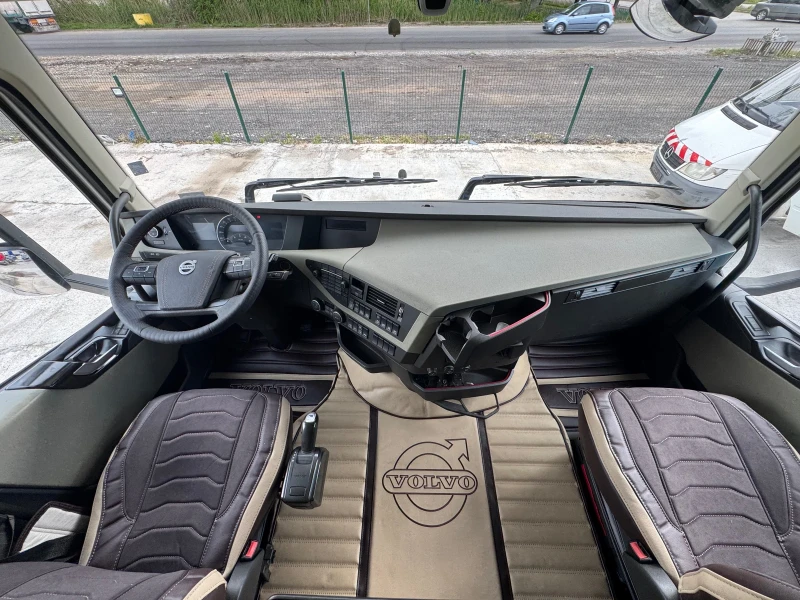 Volvo Fh 13.460 I-Shift Dual Clutch ADR full, снимка 13 - Камиони - 50326357