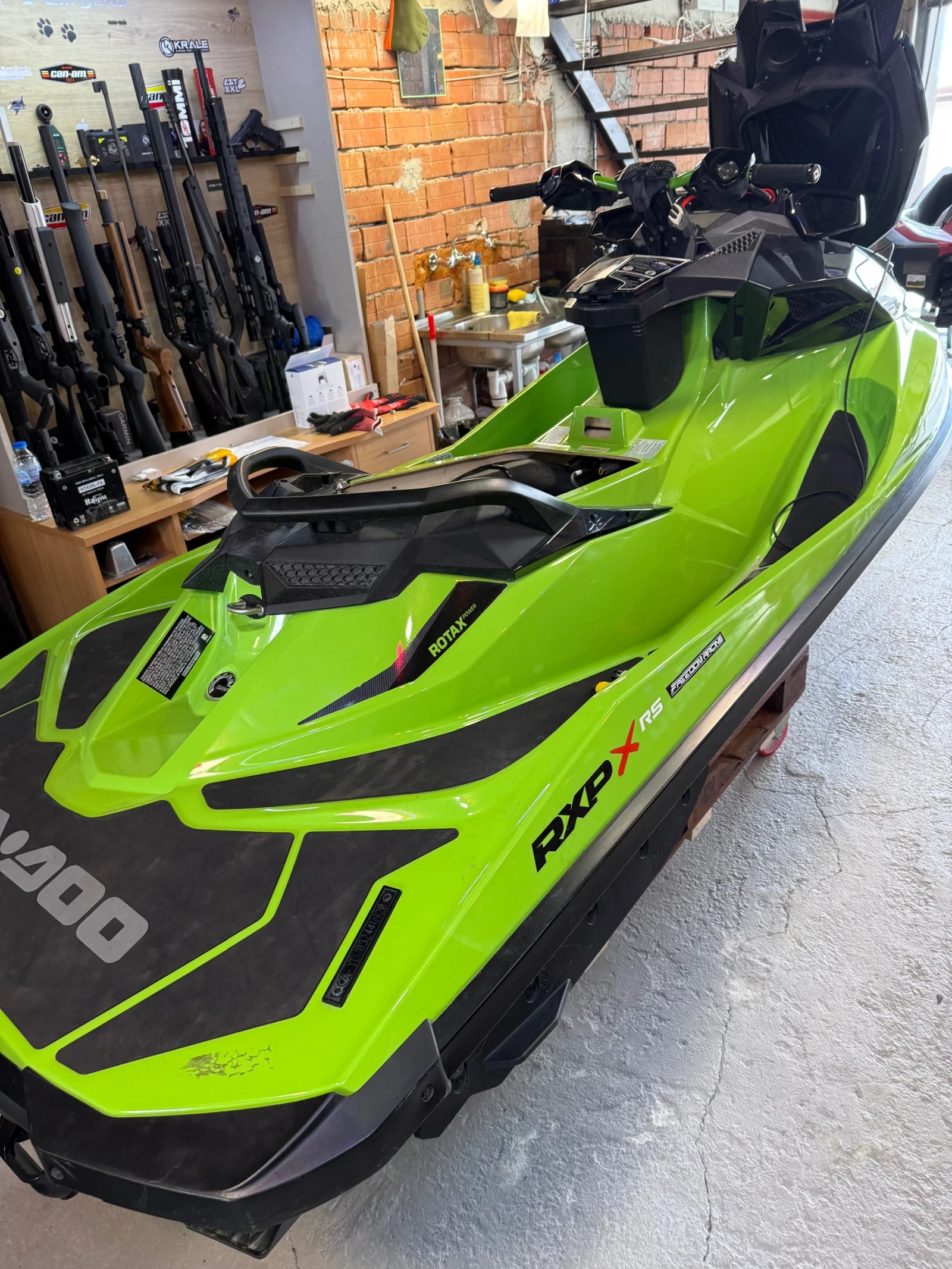 Джет Bombardier Sea Doo RXT-X-325, снимка 5 - Воден транспорт - 47233585