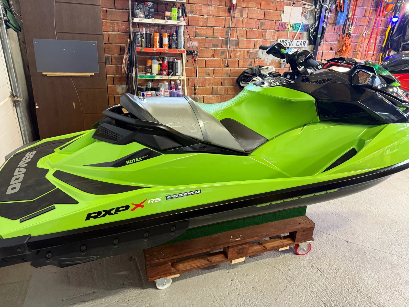 Джет Bombardier Sea Doo RXT-X-325, снимка 3 - Воден транспорт - 47233585