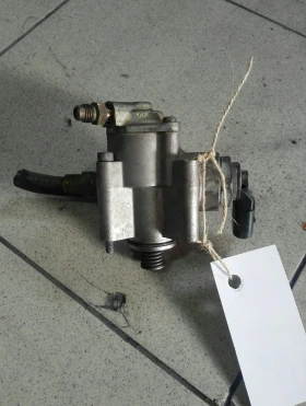 Бензинова помпа Фолксваген Голф 5 2.0TFSI