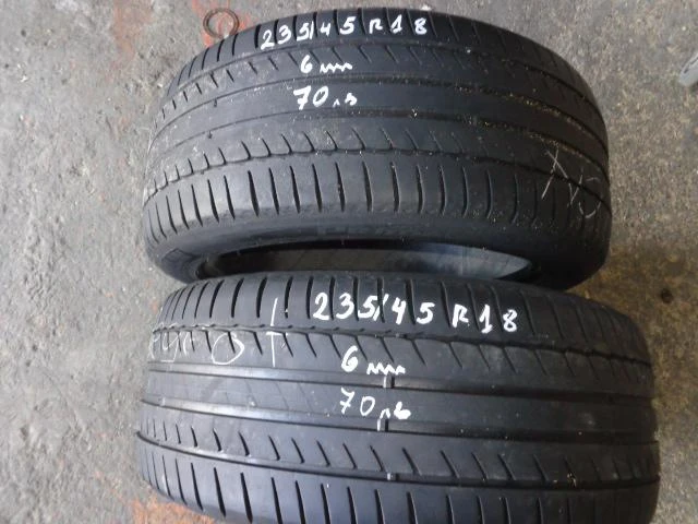 Гуми Летни 235/45R18, снимка 11 - Гуми и джанти - 11089531