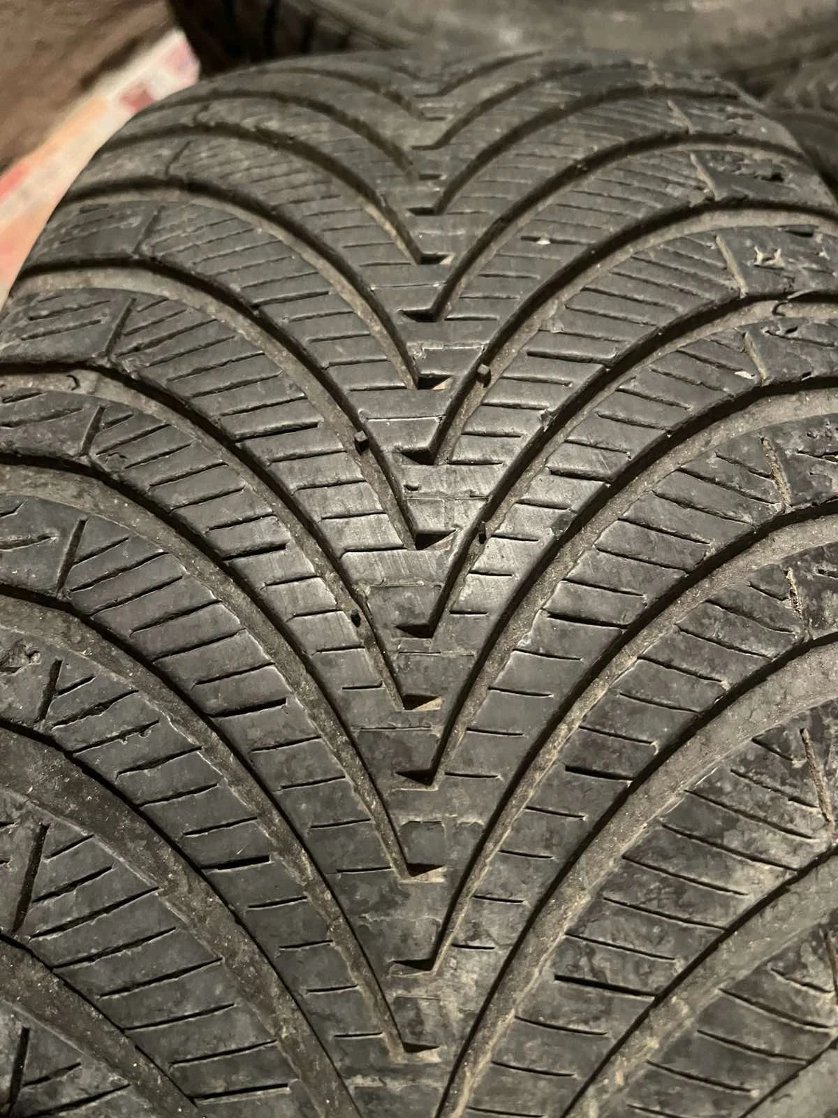  215/55R17 | Mobile.bg   1