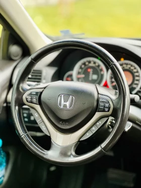 Honda Accord 2.4 Executive, снимка 13