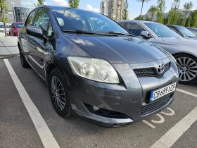 Toyota Auris, снимка 2