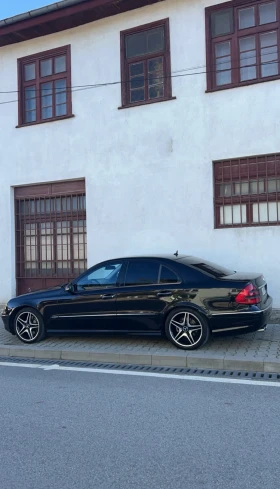 Mercedes-Benz E 320 - 12500 лв. / 6391.15 € - 61391490 2
