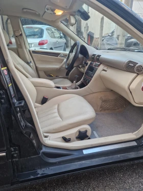Mercedes-Benz C 220, снимка 9