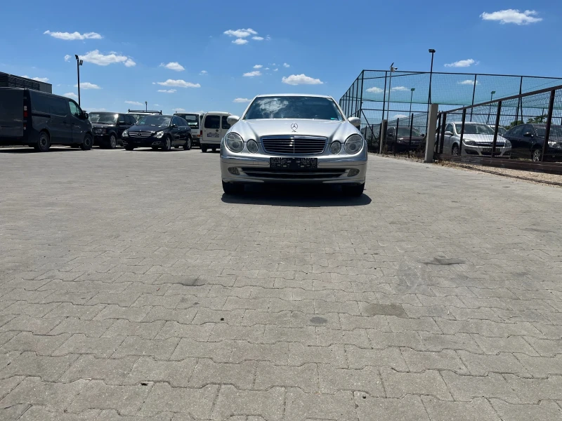 Mercedes-Benz E 270 * * ПЕРФЕКТЕН* * , снимка 3 - Автомобили и джипове - 47069319