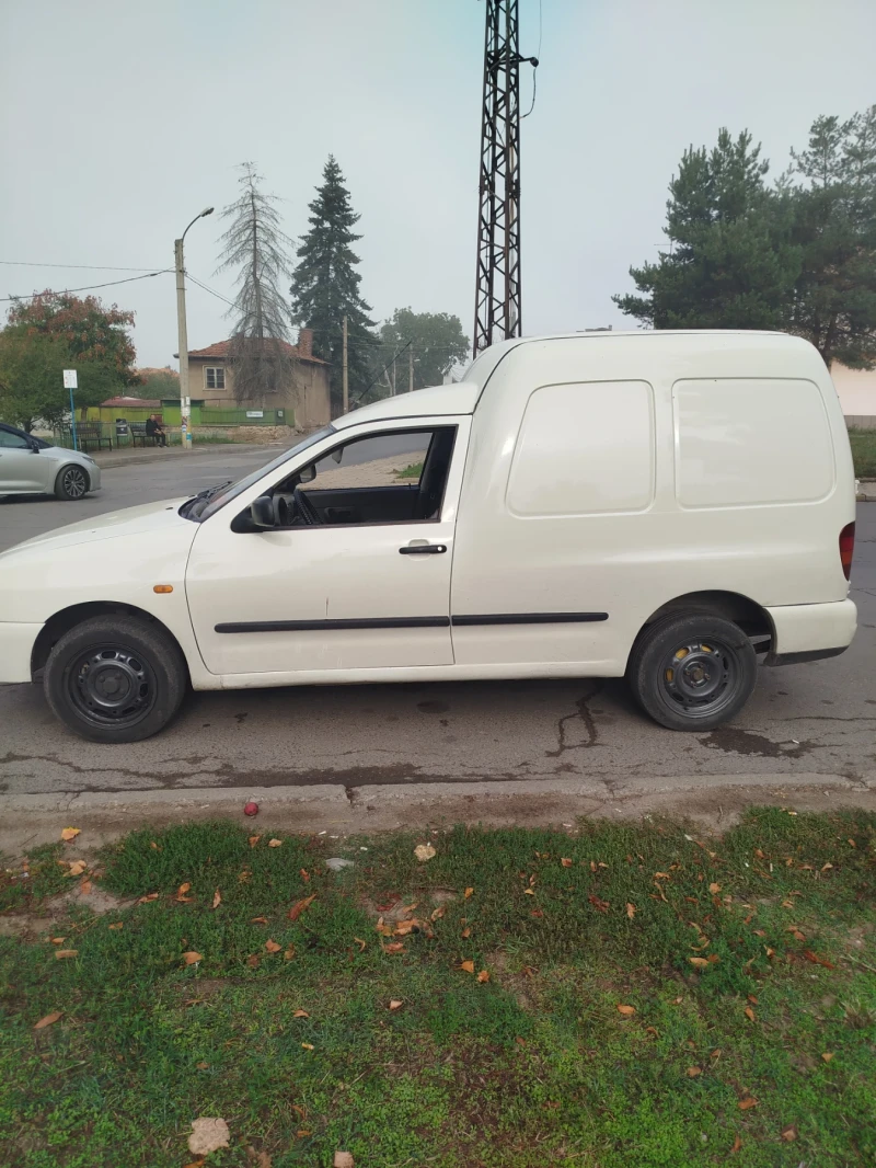 VW Caddy, снимка 4 - Автомобили и джипове - 47361305