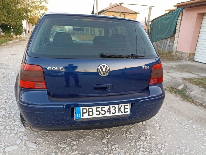 VW Golf 1.9  дизел, снимка 5 - Автомобили и джипове - 47728363