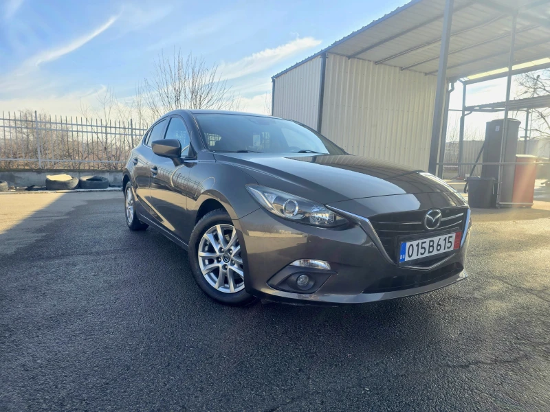 Mazda 3 КАТО ЧИСТО НОВА* SKYACTIVE, снимка 3 - Автомобили и джипове - 49477678