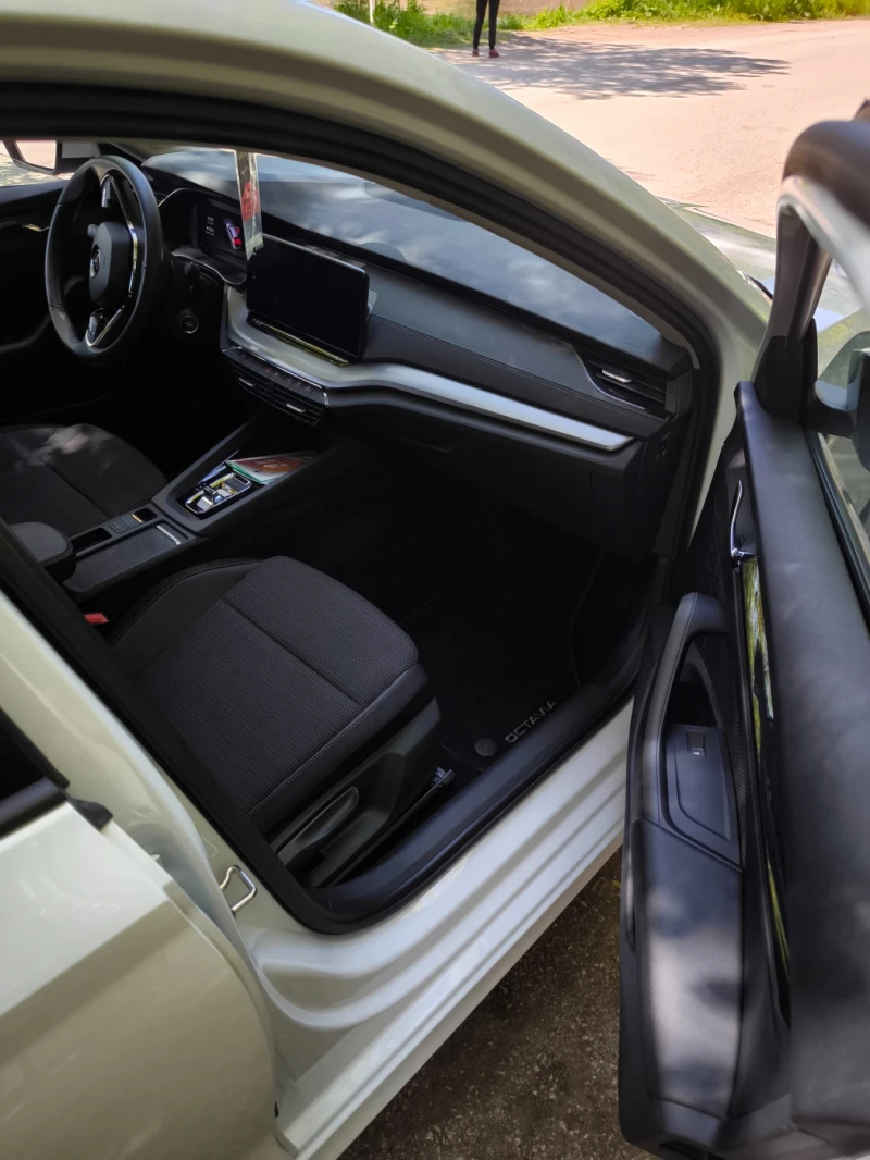 Skoda Octavia, снимка 5 - Автомобили и джипове - 52084161