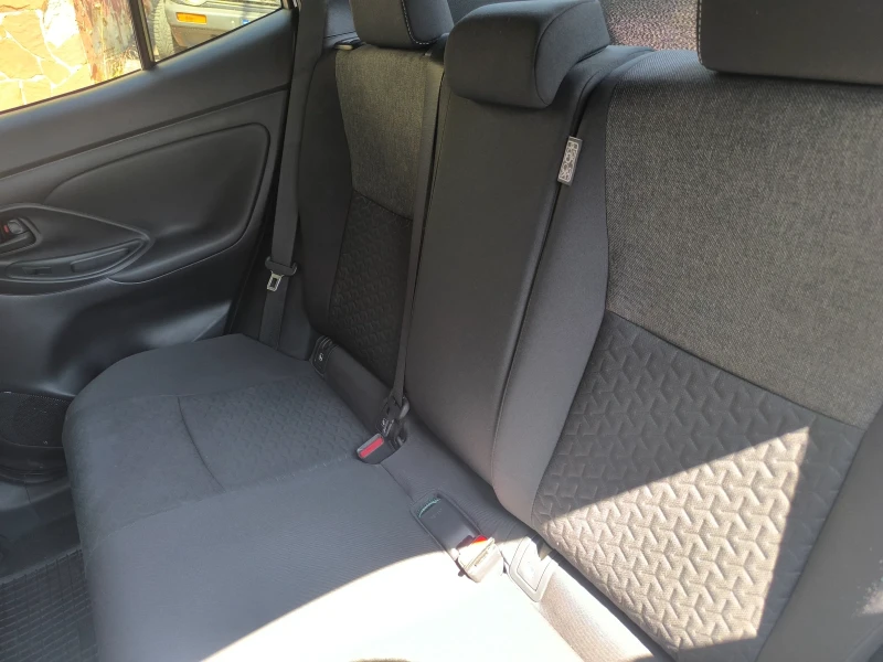 Toyota Yaris Cross 1.5 Hybrid, снимка 15 - Автомобили и джипове - 52488760