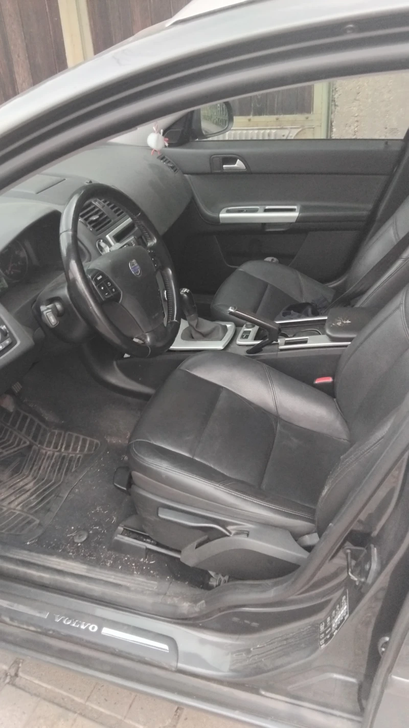 Volvo V50, снимка 4 - Автомобили и джипове - 53001398