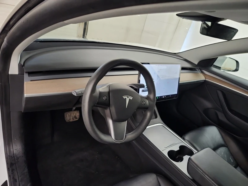 Tesla Model 3 STANDART RANGE PLUS* * CARFAX * * АВТО КРЕДИТ * * , снимка 6 - Автомобили и джипове - 52427458