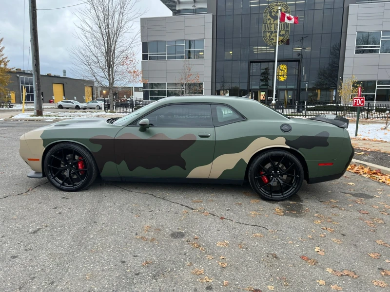 Dodge Challenger * 392 SCAT PACK* CARFAX * БЕЗ ПЪРВОНАЧАЛНА ВНОСКА, снимка 4 - Автомобили и джипове - 52661691