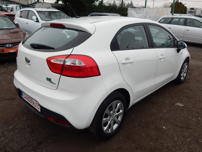 Kia Rio 1.2i* ГАЗ* 149000км* , снимка 4 - Автомобили и джипове - 53202832