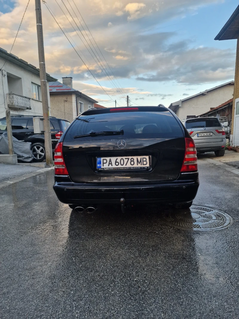 Mercedes-Benz C 220, снимка 7 - Автомобили и джипове - 53292895