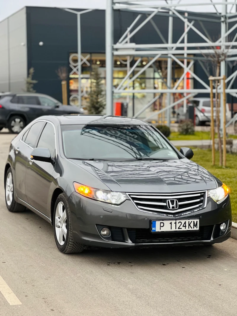 Honda Accord 2.4 Executive, снимка 2 - Автомобили и джипове - 53483376