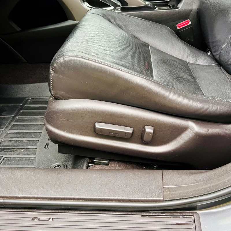 Honda Accord 2.4 Executive, снимка 8 - Автомобили и джипове - 53483376