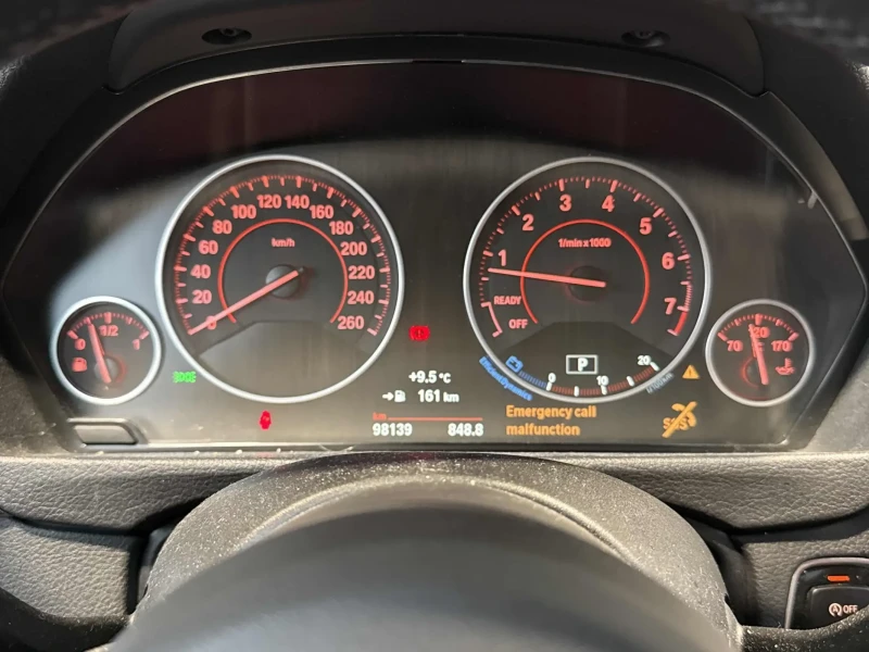 BMW 330 i xDrive* M-pack* БЕЗ ЗАБЕЛЕЖКИ* ПОДГРЕВИ* ШИБИДАХ, снимка 8 - Автомобили и джипове - 53496372