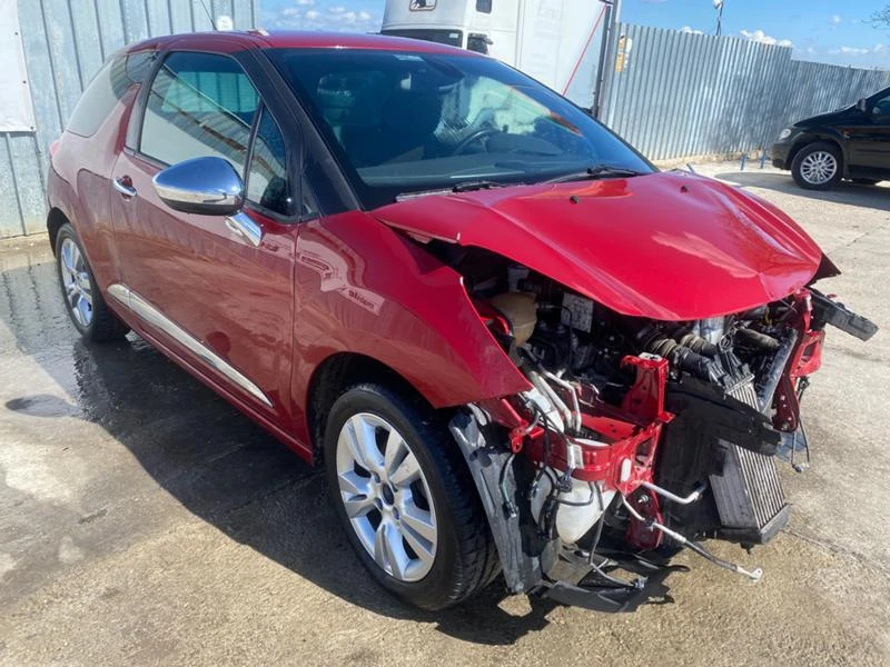 Citroen DS3 1.6 HDI, снимка 2 - Автомобили и джипове - 36331629