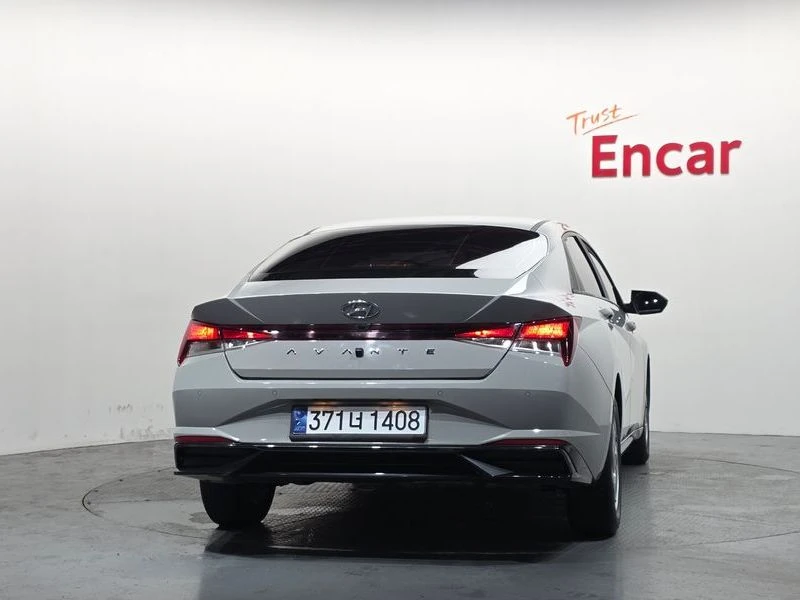 Hyundai Elantra 1.6| 121к.с.| ВКЛ.ТЕХНОТЕСТ, снимка 4 - Автомобили и джипове - 55402188