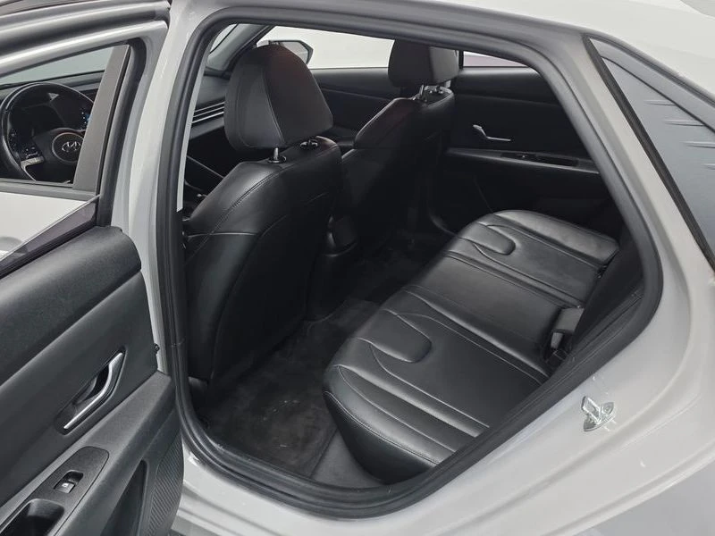 Hyundai Elantra 1.6| 121к.с.| ВКЛ.ТЕХНОТЕСТ, снимка 11 - Автомобили и джипове - 55402188