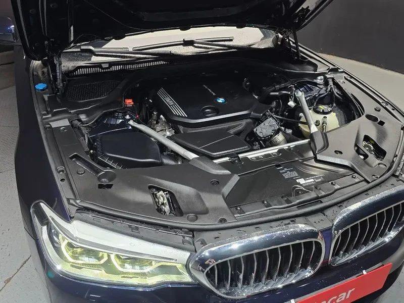 BMW 520 d-Luxury- САМО 30% АВАНС, снимка 6 - Автомобили и джипове - 55740806