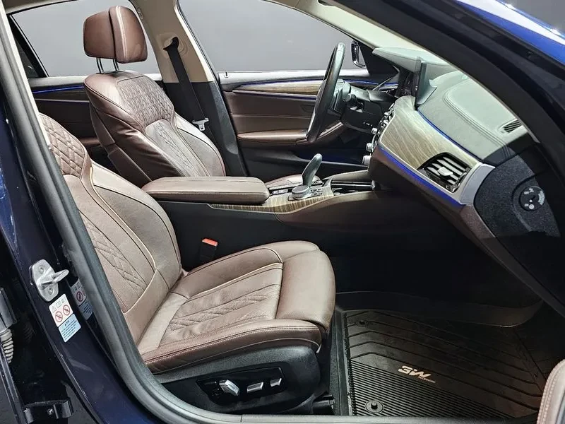 BMW 520 d-Luxury- САМО 30% АВАНС, снимка 11 - Автомобили и джипове - 55740806