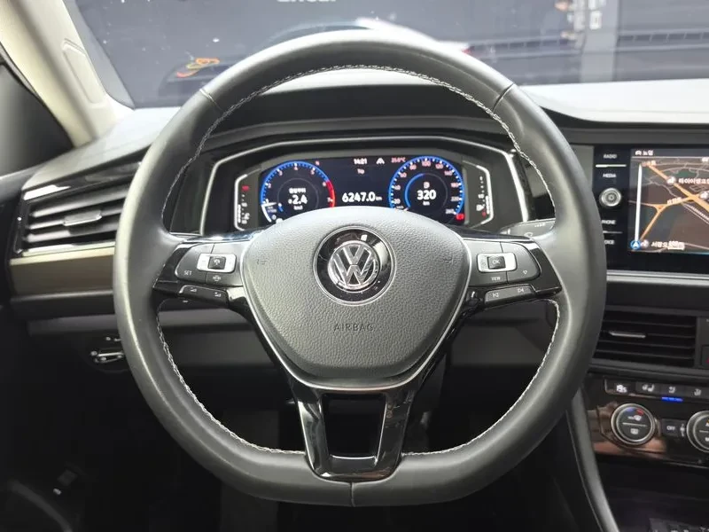 VW Jetta 1.4TSI PRESTIGE, снимка 13 - Автомобили и джипове - 56161910