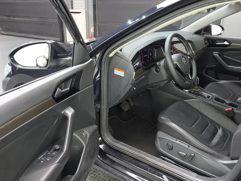 VW Jetta 1.4TSI PRESTIGE, снимка 10 - Автомобили и джипове - 56161910