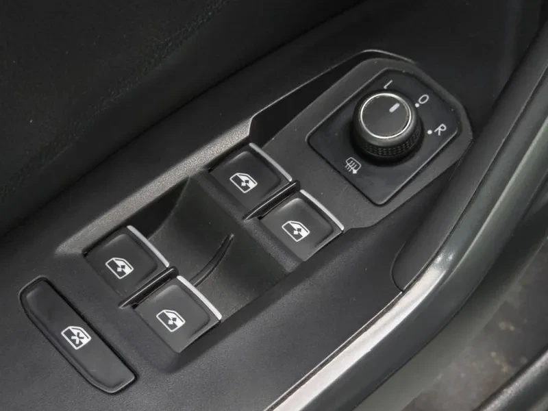 VW Jetta 1.4TSI PRESTIGE, снимка 15 - Автомобили и джипове - 56161910