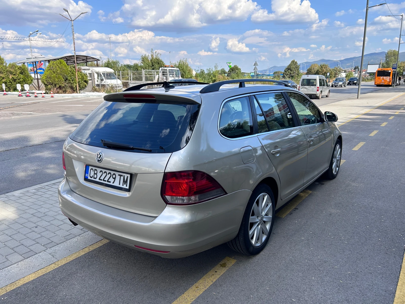 VW Golf / Jetta 2.0 TDI ОТЛИЧЕН 98хил.км!!! - изображение 4