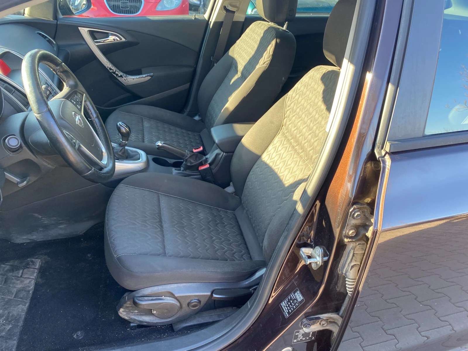 Opel Astra 1.7 цдти 110к.с - изображение 9