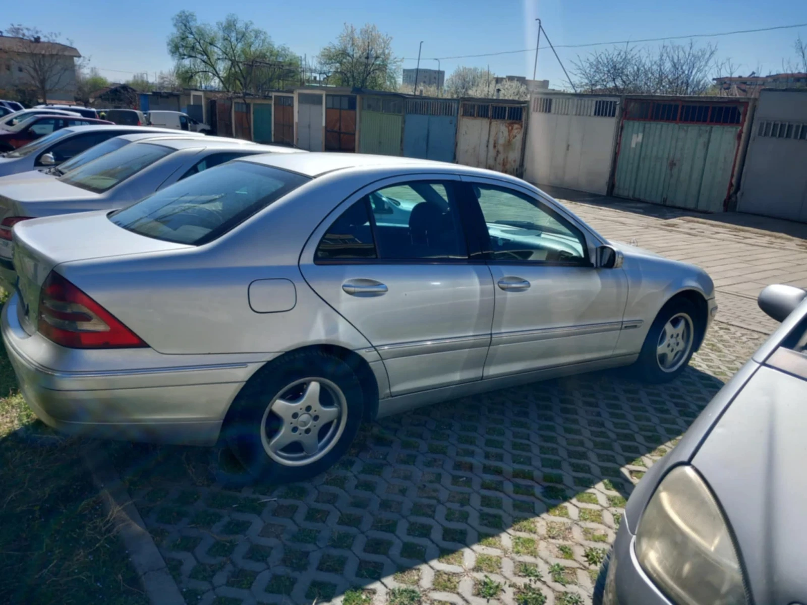 Mercedes-Benz C 220  - изображение 3